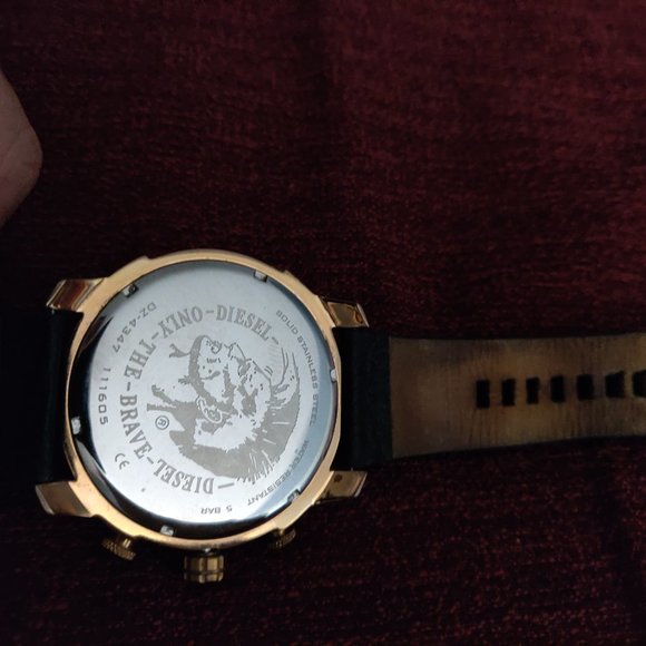 UNBELIEVABLE Sale!: SP#128 Diesel 5 Bar Watch - Picture 9 of 11